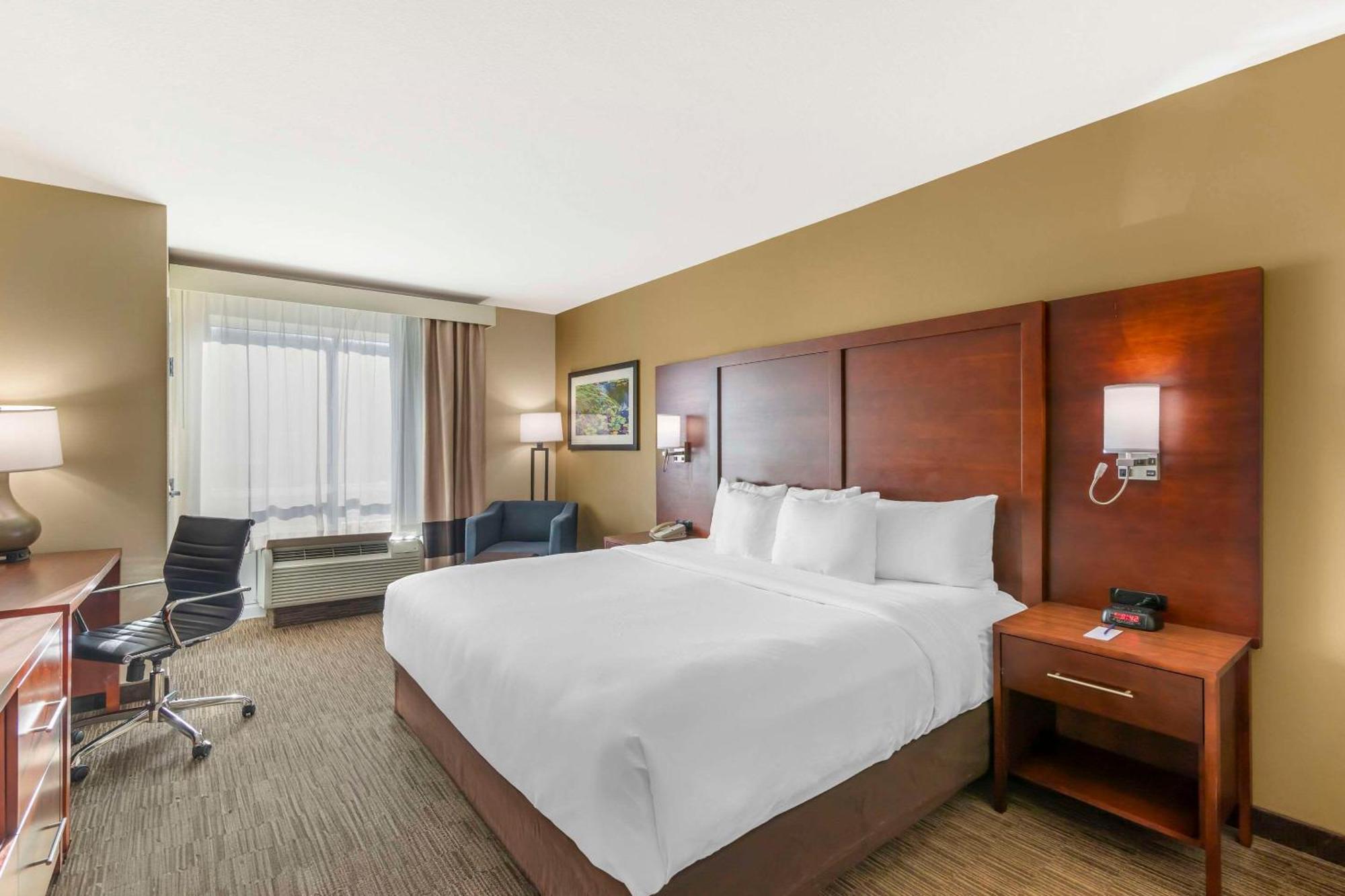 Comfort Inn & Suites Тифтон Экстерьер фото